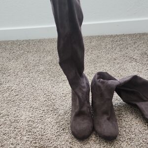 Elegant Brown Over-the-Knee Boots